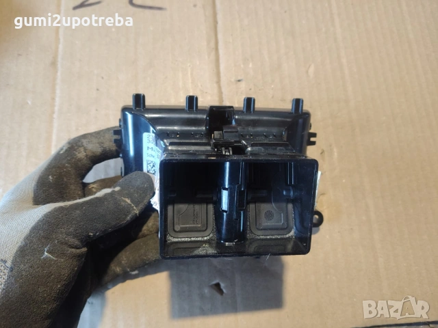 Вентилационна Решетка Средна Конзола 3G0857100H Volkswagen Passat B9 1.5 eTSI 150кс 2024г Бензин, снимка 3 - Части - 54944425