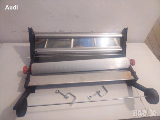 Pasting Mashine Чисто нова ръчна машина за лепене/залепяне/облепяне на тапети Made in Germany, снимка 4 - Други инструменти - 54628329