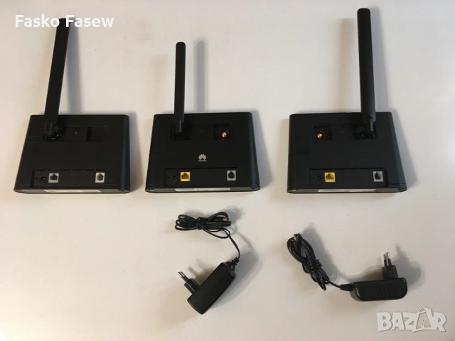 Рутер 4G  -  3 броя, снимка 2 - Рутери - 54400307