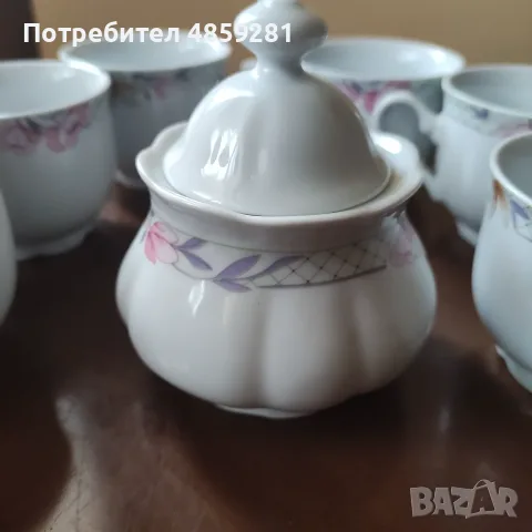 Порцеланов сервиз за чай, снимка 7 - Сервизи - 55438885
