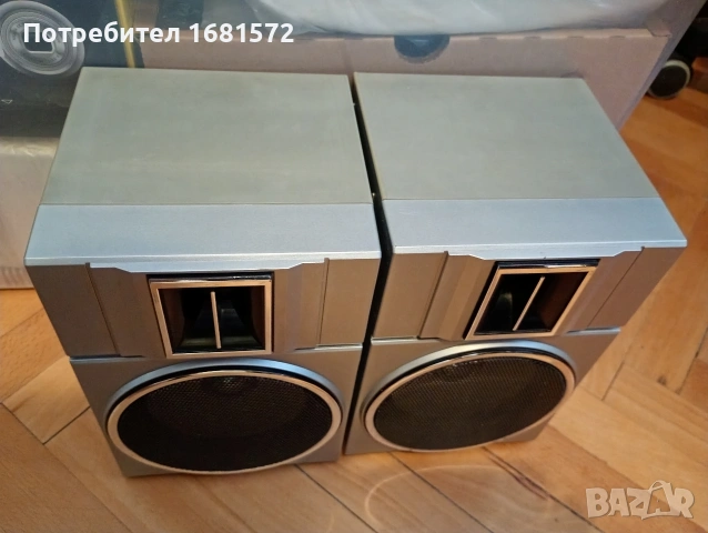 Комплект винтидж 80-ски Японски тонколони 3 ома, 17 вата, отлични