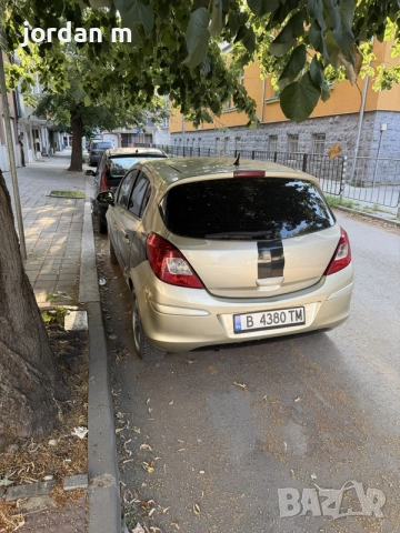 Opel corsa 1.2 . всичко платено, снимка 8 - Автомобили и джипове - 55469994