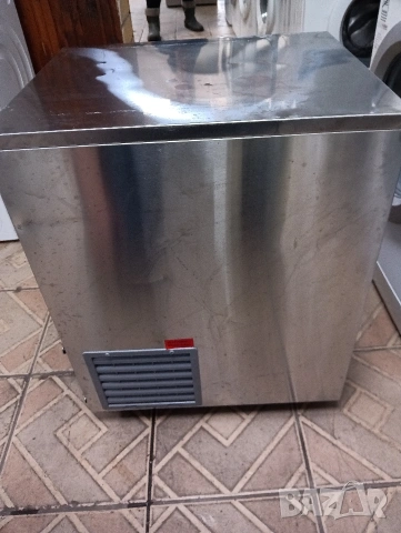 Професионален ледогенератор ICE MAKER 40 литра с една година гаранция!, снимка 7 - Други - 54374854