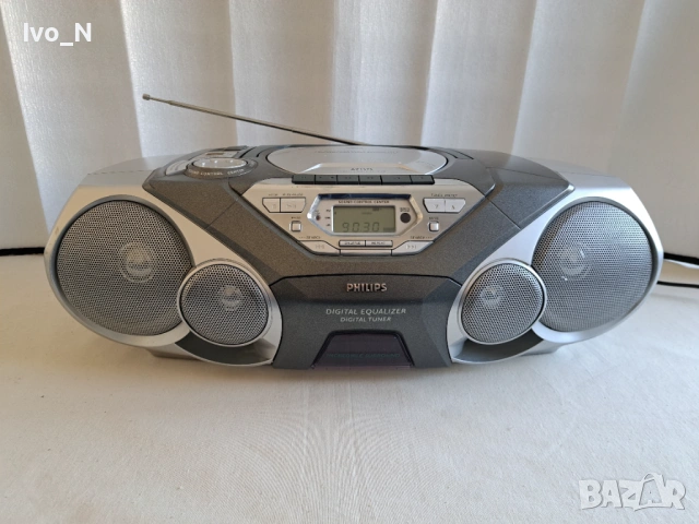 CD радиокасетофон Philips AZ 1575.