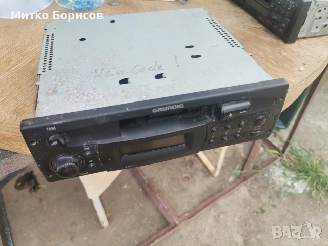 Авто радио касетофон Грундиг, снимка 2 - Аудиосистеми - 55129903