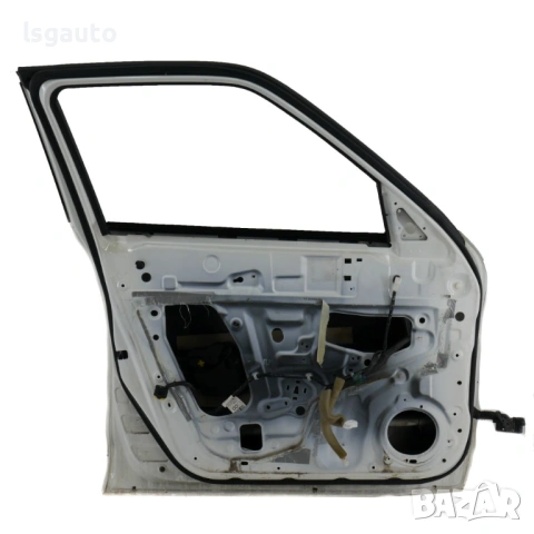 Предна лява врата Nissan Juke I 2010-2019 ID: 160094, снимка 2 - Части - 54351813
