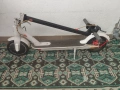 Електрическа тротинетка Xiaomi Mi Electric Scooter 3, снимка 4