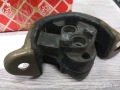 05126**NEU**FEBI**Тампон, двигател**отпред отдясно**OPEL**1.0-2.0**09.1988-08.2002** , снимка 1