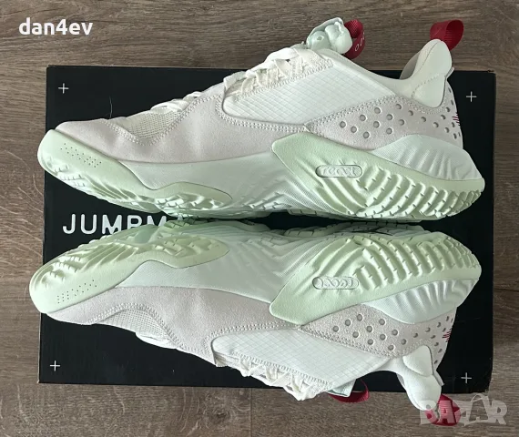 Jordan Delta SP "Jade Aura", снимка 9 - Маратонки - 55644247