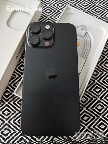 iPhone 16 Pro Max 256 GB Black Titanium | 11 месеца гаранция | Отключен към всички оператори, снимка 3 - Apple iPhone - 54736660