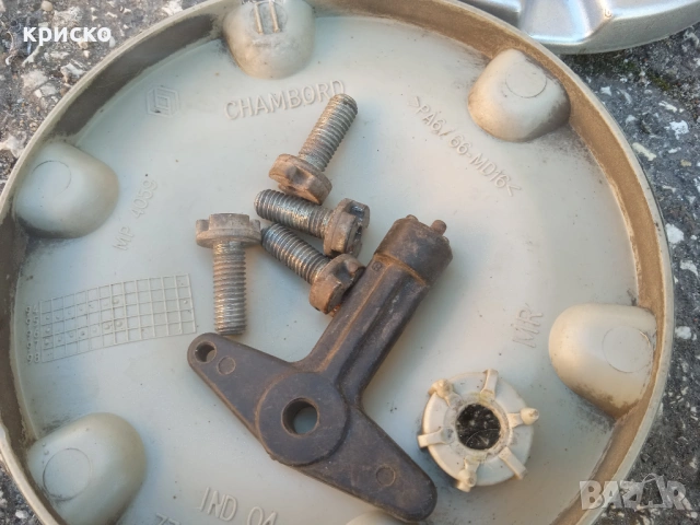 капачки джанти рено, снимка 3 - Аксесоари и консумативи - 54116693