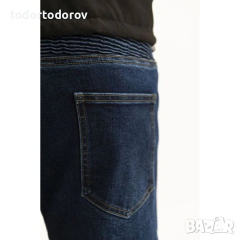 Мото дънки ADRENALINE AMSTERDAM JEANS ,CE -протектори на бедра и колене 166.25 лв. / 85 €, снимка 3 - Аксесоари и консумативи - 55094185