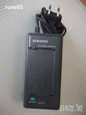 Зарядно / адаптер / "SAMSUNG - AA-E4P" работещо