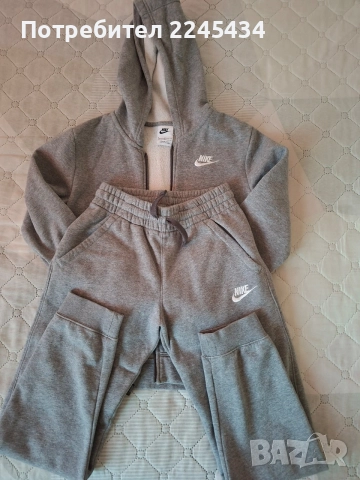 Детски оригинален екип на Nike, снимка 2 - Детски анцузи и суичери - 55633279