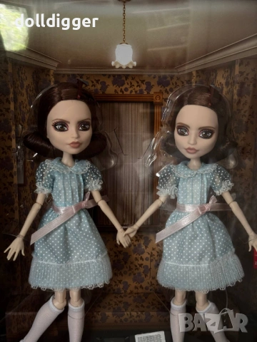 Monster High Skullector “The Shining” Grady Twins 2025 rerelease sold out NRFB, снимка 5 - Кукли - 54378117