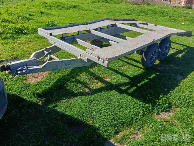 платформа - ремарке за коли 