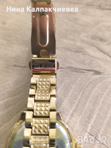Продавам оригинален часовник Guess, снимка 8 - Дамски - 54402411