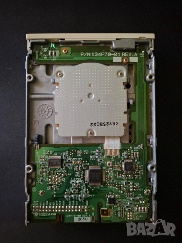 Флопи устройство Y-E Data YD-702D-6537D-A, 3.5", 1.44MB, снимка 2 - Други - 54849243