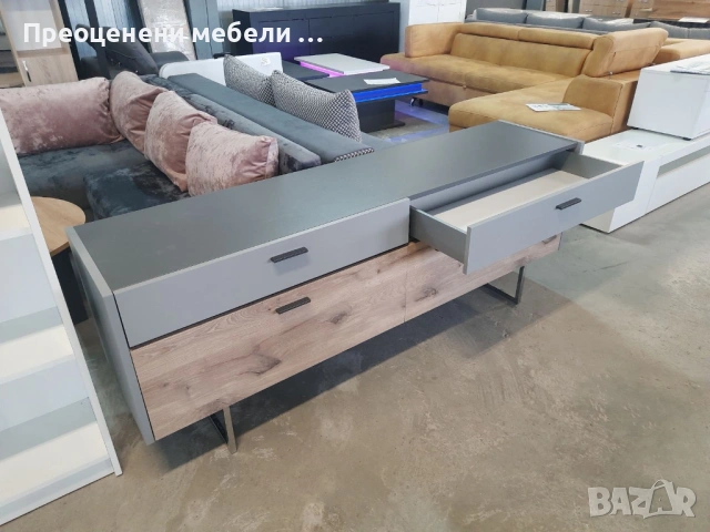 ТВ шкаф Celino на Xonox home внос от Германия, снимка 3 - Шкафове - 54605698