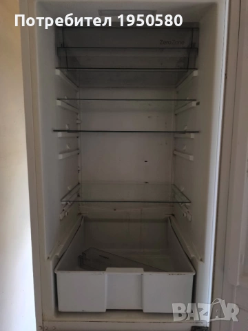 продавам хладилник с фризер, снимка 8 - Хладилници - 53963773