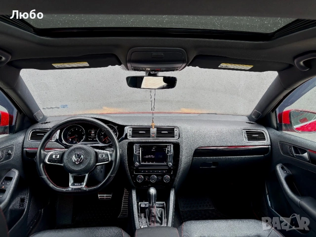 GLI 2018 DSG6/NAVI/Шибедах/РЕАЛНИ.КМ, снимка 8 - Автомобили и джипове - 54137351