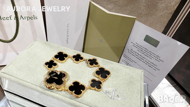 Van Cleef & Arpels VCA Black Onyx Alhambra Дамски Часовник