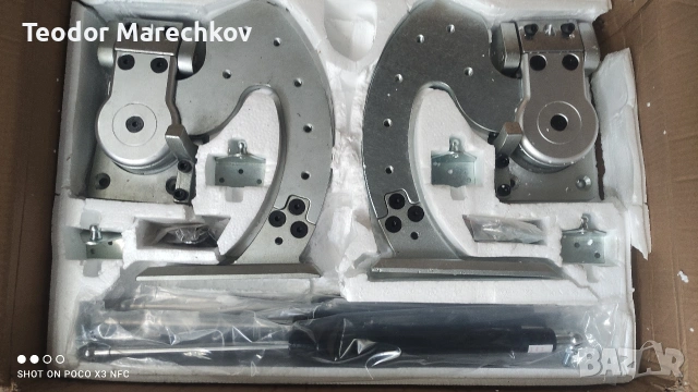 универсални панти за вертикални врати 