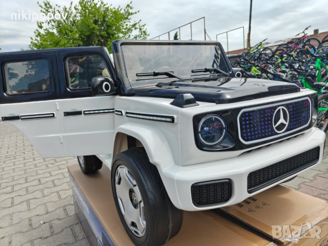 MERCEDES Акумулаторен джип EQG бял, снимка 5 - Детски велосипеди, триколки и коли - 54645996