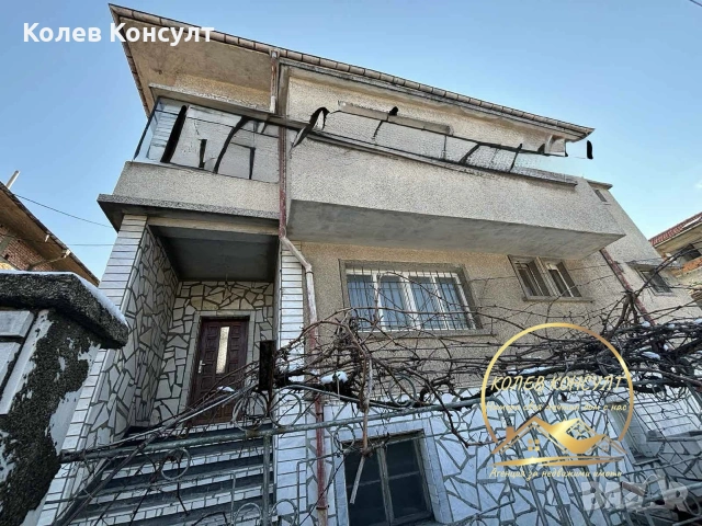 Самостоятелна къща град Димитровград ,кв.Славянски