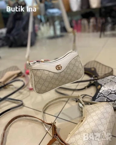 Дамска чанта Gucci, снимка 2 - Чанти - 55659051