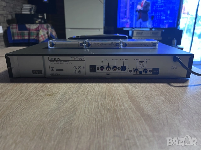 SONY EV-P300E HI8, снимка 10 - Плейъри, домашно кино, прожектори - 55229642