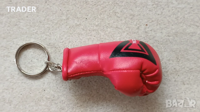 ключодържател пистолет Мини Маус Миньон къщичка Pringles зебра коте Коледа , снимка 3 - Други - 39899474