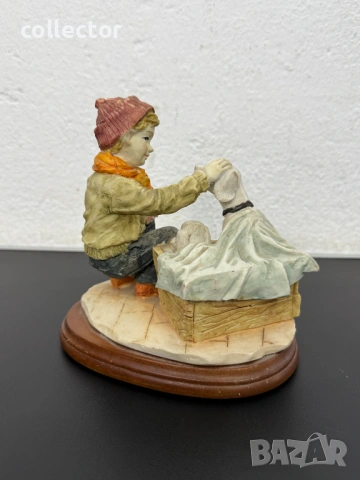 Колекционерска фигура - „Куче за продажба“ №8037, снимка 3 - Колекции - 54012920