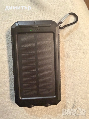 Нова соларна Power Bank батерия 8000 mAh с LED фенер, компас и 2 USB изхода