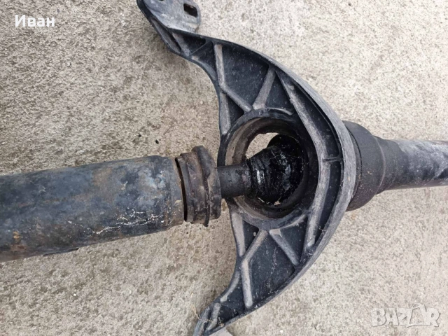 Кардан за Vw TIGUAN, снимка 4 - Части - 54007755