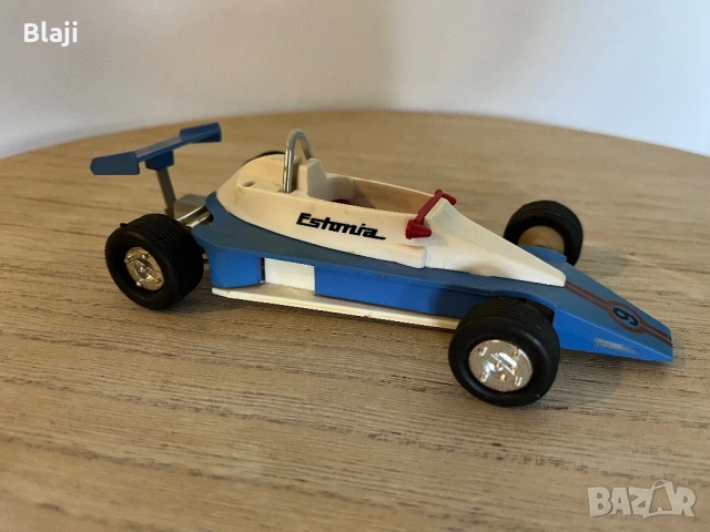 Стара играчка формула