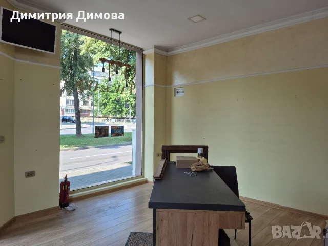 търговско помещение под наем в Ямбол , снимка 14 - Магазини - 55241594