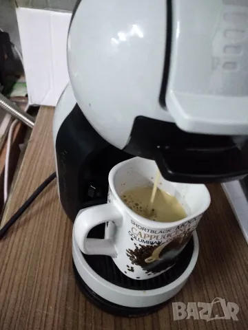 Кафемашина за капсули Dolce Gusto, снимка 5 - Кафемашини - 55683377