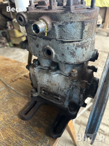 Компресор зил 130, снимка 2 - Части - 54016405