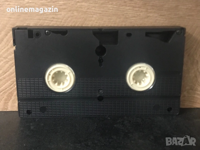 Видеокасета “ ЗВЕЗДНИ РЕЙНДЖЪРИ “ VHS, снимка 7 - Други жанрове - 55245209