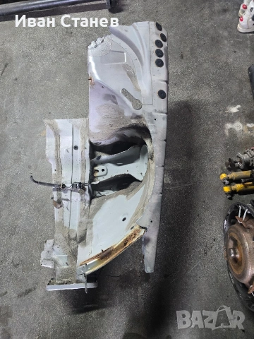 преден десен панел Mercedes SL 500 R230, снимка 2 - Части - 55070385