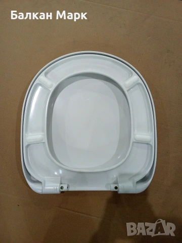 Тоалетна седалка Ideal Standard Connect Space (E129001), снимка 3 - Други стоки за дома - 54484699