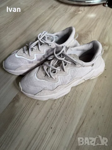 Adidas Ozweego 37,5, снимка 3 - Маратонки - 55594524