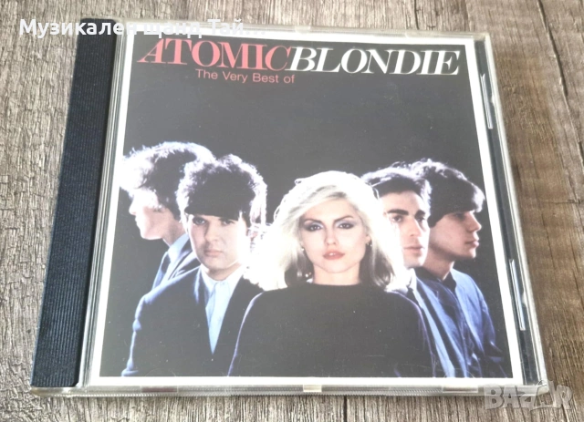 Компакт Дискове - Поп - Рок: Blondie – Atomic Blondie - The Very Best