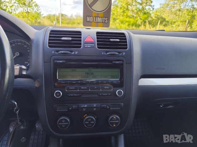 Продавам VW GOLF 5 TDI 16V, снимка 8 - Автомобили и джипове - 54715603
