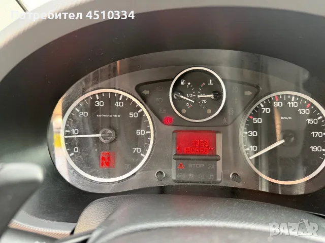 Пежо партнер 1.6 90к, снимка 16 - Автомобили и джипове - 55565825
