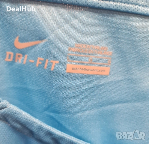 Тениска Nike X Barcelona 2015-2016 Носена, но в отлично състояние. Размер L, снимка 4 - Тениски - 55003977