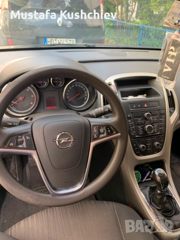 Opel Astra 1.7 cdti Bj 2012 81kw 110 PS , снимка 4 - Автомобили и джипове - 55063256