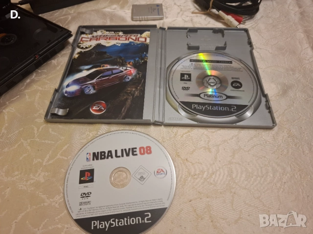 Продавам хакнат PS2 Slim с две игри и джойстик, снимка 2 - PlayStation конзоли - 54800481