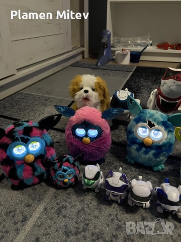 Интерактивни играчки Furby boom, Furreal Friends, Zoomer, Teksta, снимка 2 - Образователни игри - 55598647